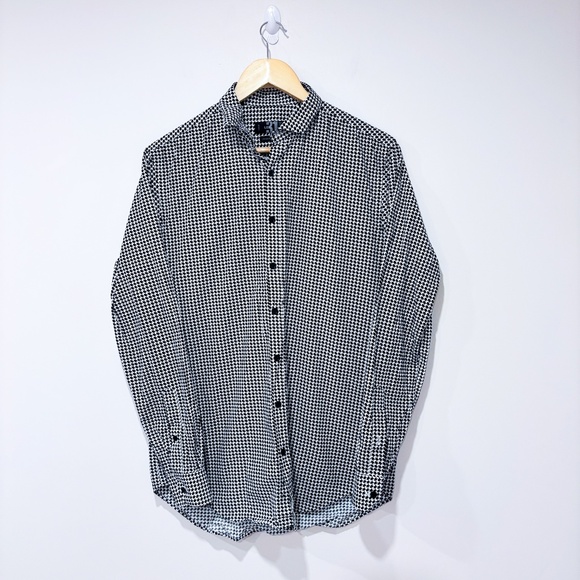SIMONS Black and white chevron button down shirt - Picture 1 of 9